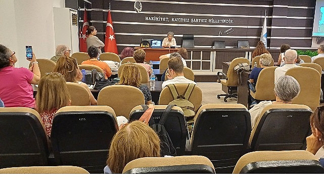 G&uuml;neş Kitap Kul&uuml;b&uuml;&rsquo;nde B&uuml;y&uuml; D&uuml;kkanı konuşuldu