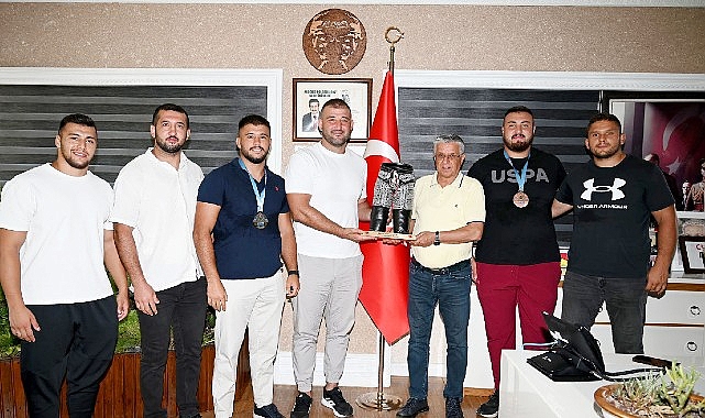 G&uuml;reş&ccedil;ilerden Başkan Topaloğlu&rsquo;na ziyaret