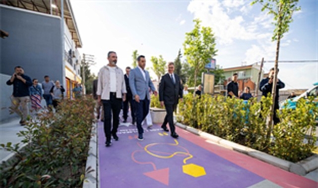 G&uuml;zel İzmir Hareketi ile kent d&ouml;n&uuml;ş&uuml;yor