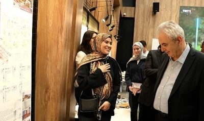 G&uuml;zel Sanatlar ve Tasarım Fak&uuml;ltesi &Ouml;ğrencilerinin Projeleri, Mezuniyet Sergisinde Ziyaret&ccedil;ilerle Buluştu