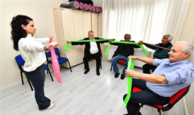 G&uuml;zelbah&ccedil;e Sağlıklı Yaş Alma Merkezi kapılarını a&ccedil;tı