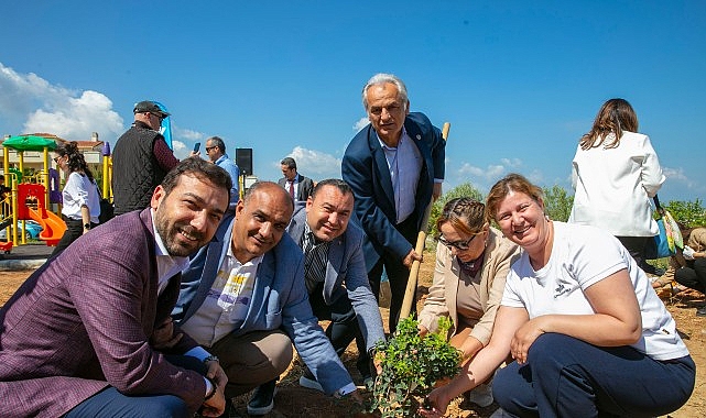 G&uuml;zelbah&ccedil;e&rsquo;de Sakız Ağa&ccedil;ları B&uuml;y&uuml;yecek