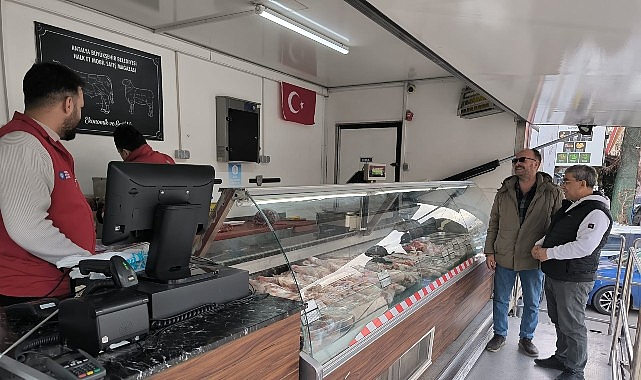 Halk Et Mobil Satış Tırı&rsquo;na il&ccedil;elerde yoğun ilgi
