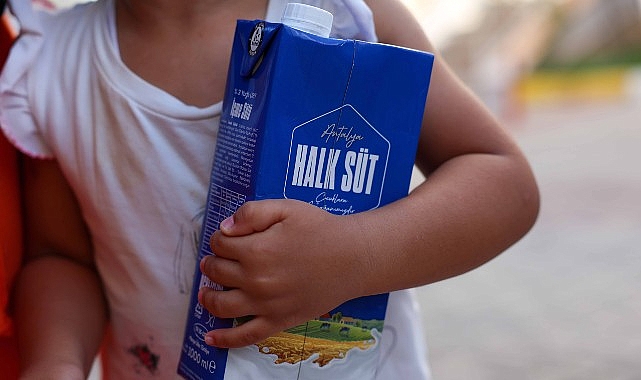 Halk S&uuml;t Projesi'yle on binlerce miniğe temel destek