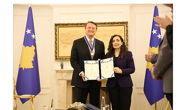 HASAN ARAT&rsquo;A KOSOVA&rsquo;dan B&Uuml;Y&Uuml;K ONUR
