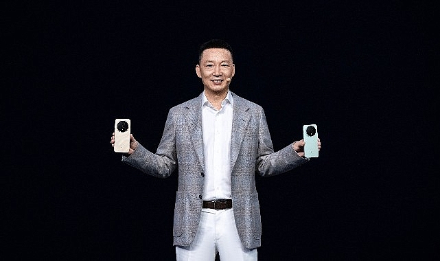 HONOR, &Ccedil;in&rsquo;de Yapay Zek&acirc; Amiral Gemisi HONOR Magic8 Serisi&rsquo;ni Tanıttı