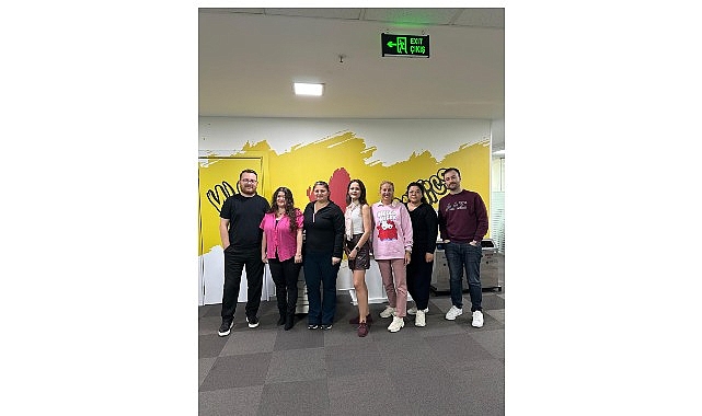 Horoz Lojistik&rsquo;ten Pembe Ekim&rsquo;e Destek: Meme Kanseri Farkındalık Semineri D&uuml;zenlendi