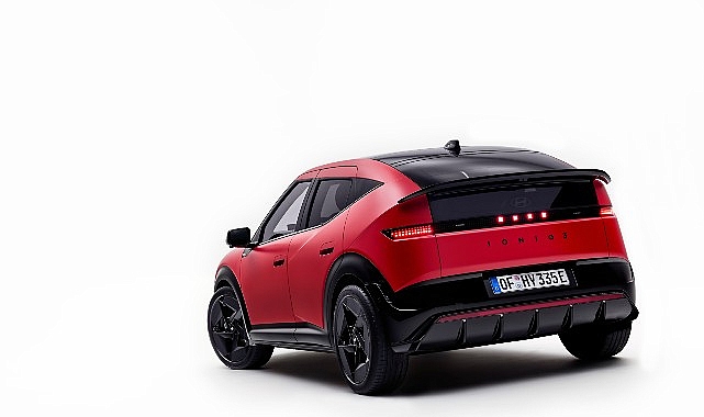 Hyundai IONIQ 3&rsquo;&uuml; Milano Tasarım Haftası&rsquo;nda Tanıttı.
