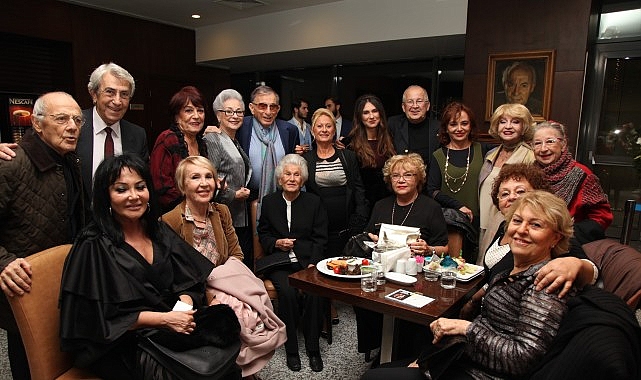 İBB Şehir Tiyatroları Devlet Sanat&ccedil;ısı Haldun Dormen&rsquo;i Kaybetmenin Derin &Uuml;z&uuml;znt&uuml;s&uuml;n&uuml; Yaşıyor