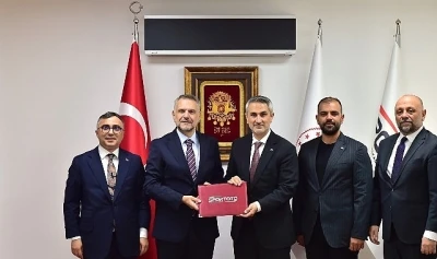 İbrahim Akın&rsquo;dan spor hamlesi: Bayrampaşa Spor Tesisleri i&ccedil;in yatırım protokol&uuml; imzalandı
