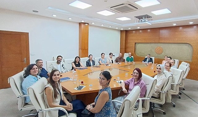 &ldquo;İ&ccedil;eride Umut Var&rdquo; Proje Toplantısı Ege &Uuml;niversitesinde yapıldı
