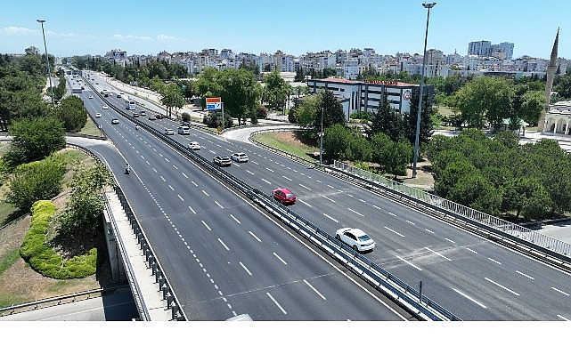 İller Bankası Kavşağı&rsquo;nda asfalt &ccedil;alışması yapıldı