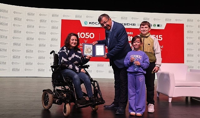 İnan&ccedil;, Kitap Fuarı'nda "Can Veren Pervaneleri" anlattı