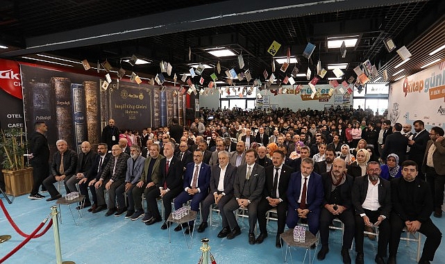 İneg&ouml;l 9. Kitap G&uuml;nleri Başladı