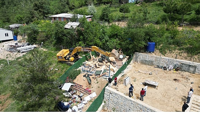 İneg&ouml;l Belediyesi Ka&ccedil;ak Yapı ile M&uuml;cadelesini S&uuml;rd&uuml;r&uuml;yor