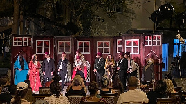 İneg&ouml;l Belediyesi Şehir Tiyatrosu Urla Festivalinde