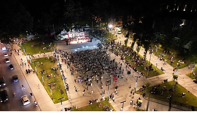 İneg&ouml;l Belediyesi TSM Korosu&rsquo;ndan Kulakların Pasını Silen Konser