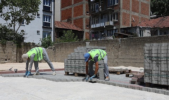 İneg&ouml;l Belediyesi &Uuml;cretsiz Otopark Hamlesini Kararlılıkla S&uuml;rd&uuml;r&uuml;yor