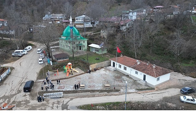 İneg&ouml;l Belediyesi&rsquo;nden İclaliye Mahallesinde Meydan D&uuml;zenlemesi