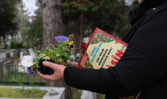 İneg&ouml;l Belediyesi&rsquo;nden Ramazan Bayramı Arifesinde Mezarlıklarda &Ccedil;i&ccedil;ekli Hediye
