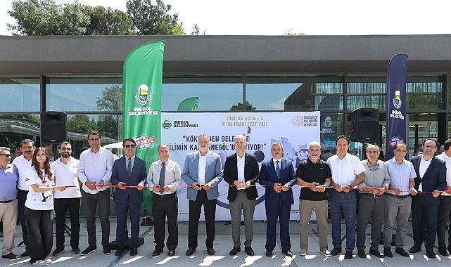 İneg&ouml;l Kent Meydanı &ldquo;T&Uuml;BİTAK Bilim Fuarı Festivaline&rdquo; Ev Sahipliği Yaptı