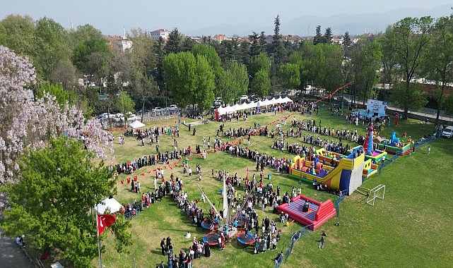 İneg&ouml;l&rsquo;de 23 Nisan bir başka g&uuml;zel