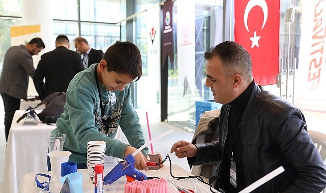 İneg&ouml;l&rsquo;de Bilim Ş&ouml;leni Başladı