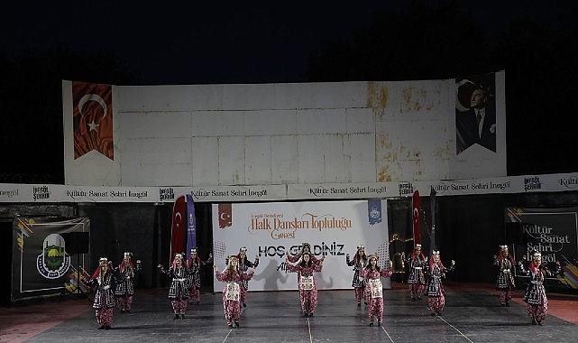 İneg&ouml;l&rsquo;de Halk Dansları Gecesi İle Yaz Etkinlikleri Başladı