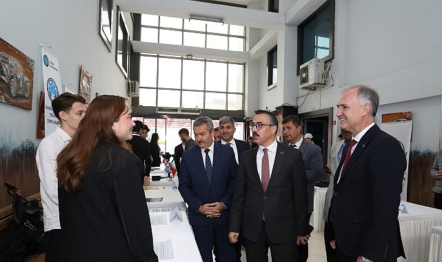 İneg&ouml;l&rsquo;de &Ouml;ğrencilerin Fikirleri Yarıştı