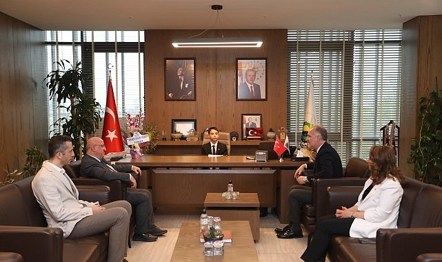 İneg&ouml;l&rsquo;&uuml;n 23 Nisan Belediye Başkanı Umut Alp Yiğit Oldu