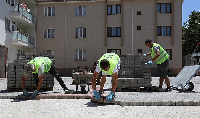 İneg&ouml;l'&uuml;n &Ccedil;ıkmaz Sokakları &Uuml;cretsiz Otoparka D&ouml;n&uuml;ş&uuml;yor