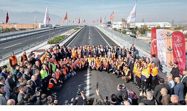 İneg&ouml;l&rsquo;&uuml;n Doğu Kapısının Giriş Kavşağı T&ouml;renle A&ccedil;ıldı