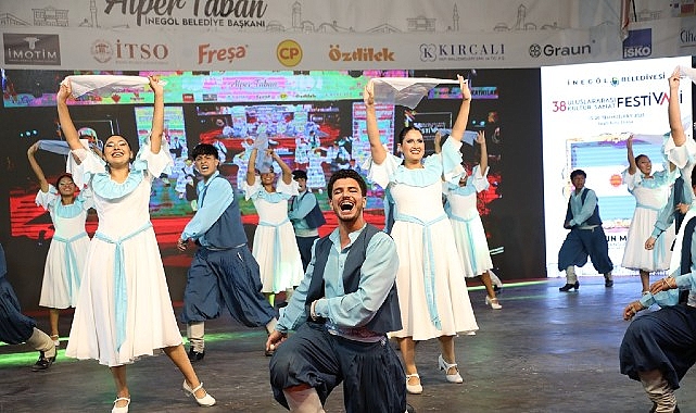 İneg&ouml;l&rsquo;&uuml;n K&uuml;lt&uuml;r Ve Kardeşlik Festivalinde Altın Mobilyanın Sahibi KKTC