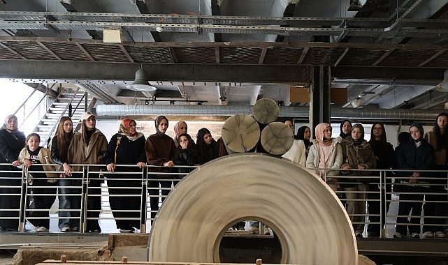 İske&ccedil;eli gen&ccedil;ler, B&uuml;y&uuml;kşehir&rsquo;le Kocaeli&rsquo;yi keşfetti