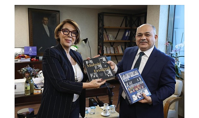 İstanbul Şehir Tiyatroları ile Azerbaycan Akademik Milli Dram Tiyatrosu Arasında G&uuml;&ccedil;l&uuml; İş Birliği