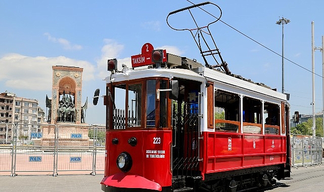 İstanbul&rsquo;un Tarihi Nostaljik Tramvayı Yenilendi