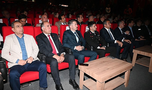 İstiklal Marşı&rsquo;nın kabul&uuml; t&ouml;renle kutlandı