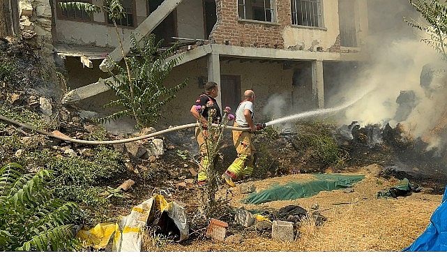 İtfaiyeden Aşırı Sıcak Uyarısı: Yangın Riski &Uuml;st Seviyede