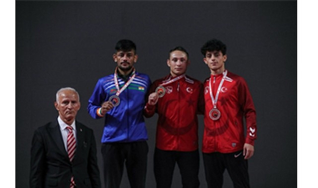 İzmir B&uuml;y&uuml;kşehir Belediyesi g&uuml;reşte de zirvede