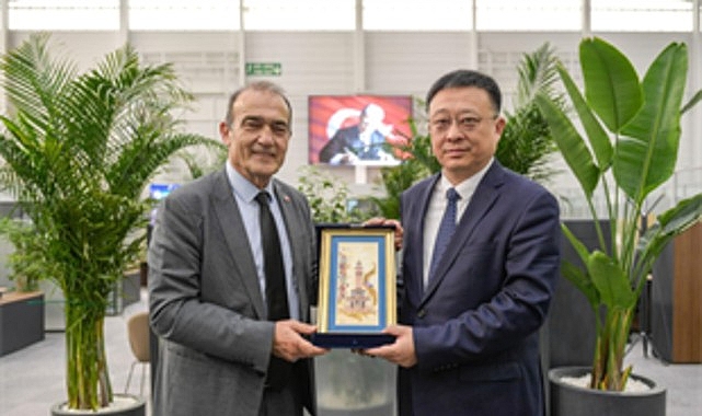İzmir B&uuml;y&uuml;kşehir Belediyesi Qingdao Belediyesi&rsquo;ni konuk etti