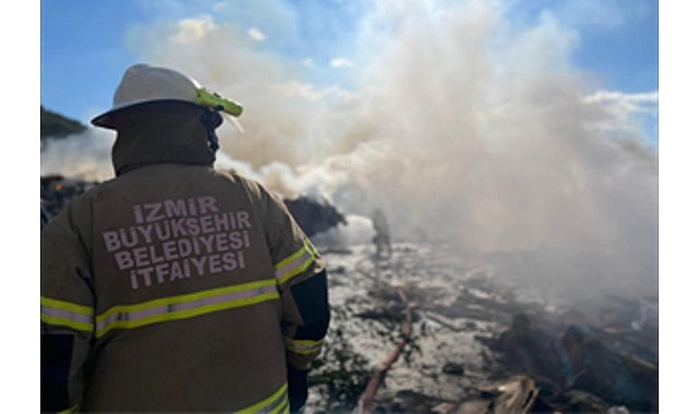 İzmir B&uuml;y&uuml;kşehir Belediyesi&rsquo;nden itfaiyeye g&uuml;&ccedil; takviyesi