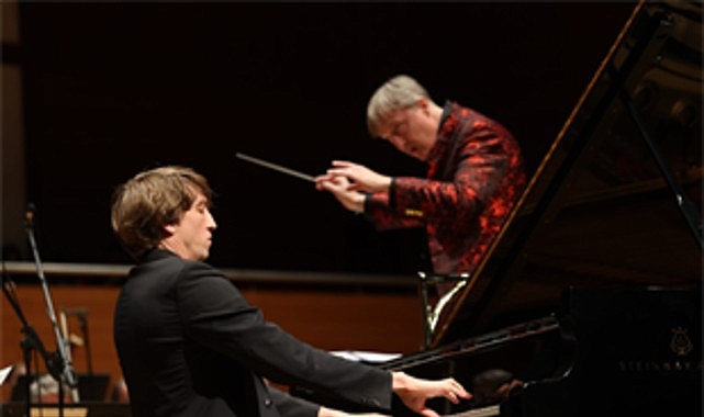 İzmir Devlet Senfoni'den en h&uuml;z&uuml;nl&uuml; konser