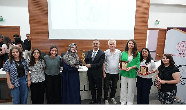 &ldquo;İzmir Girişimcilik ve İnovasyon Projesi &Ouml;d&uuml;l ve Sertifika T&ouml;reni&rdquo; Gen&ccedil; Girişimcilerin Coşkusuyla Ger&ccedil;ekleştirildi