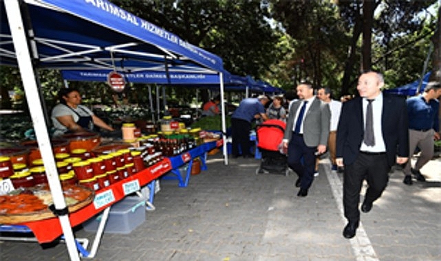 İzmir&rsquo;de D&uuml;nya &Ccedil;ift&ccedil;iler G&uuml;n&uuml; coşkusu