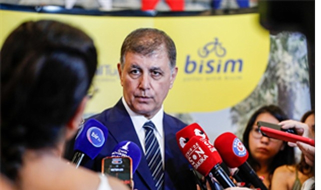 İzmir&rsquo;in &ccedil;&ouml;p sorunu tesislerle &ccedil;&ouml;z&uuml;lecek