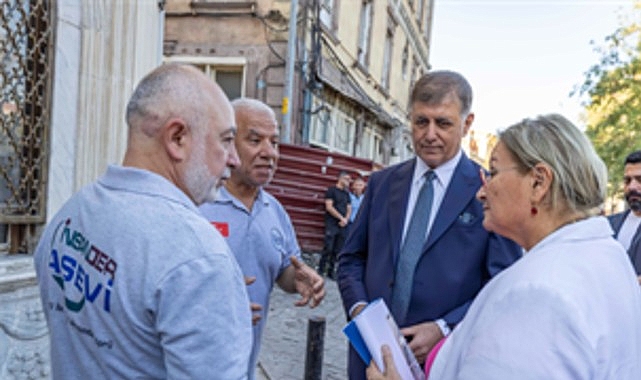 İzmir&rsquo;in tarihi yapıları g&uuml;n y&uuml;z&uuml;ne &ccedil;ıkıyor