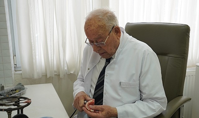İznik&rsquo;te Ge&ccedil;en 61 Yıllık Hekimliğin Hik&acirc;yesi