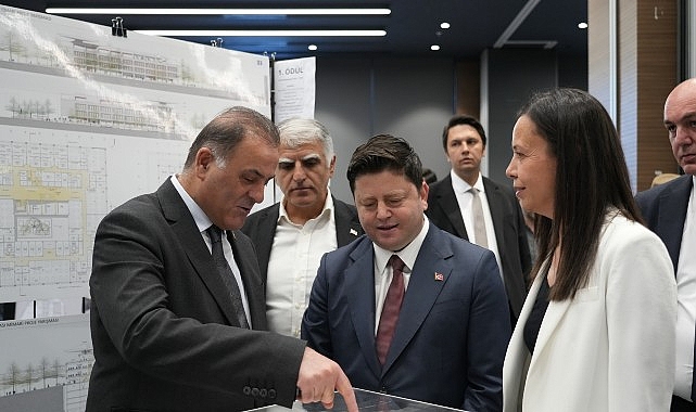 Kadık&ouml;y Belediye Hizmet Binası Yenileniyor