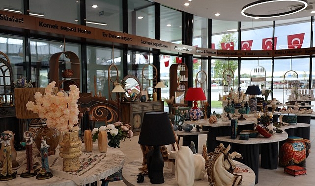 Kadın eliyle şehrin kalbinde doğan mağaza;  &ldquo;KOMEK Sepeti Meydan Store&rdquo;