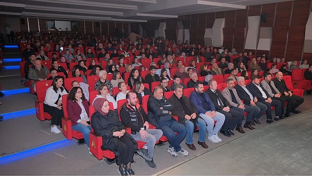 Kadın Sığınağı Gala G&ouml;sterimiyle Sahneyle Buluştu